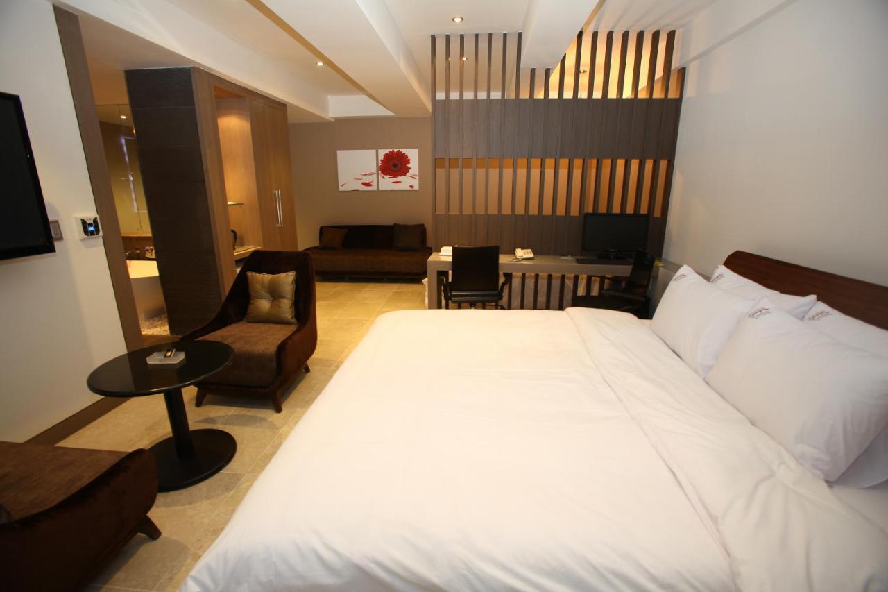 Suwon Reve Hotel Экстерьер фото