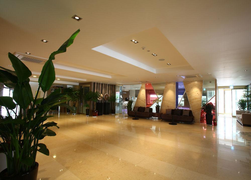 Suwon Reve Hotel Экстерьер фото