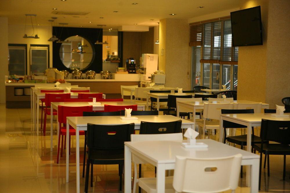 Suwon Reve Hotel Экстерьер фото