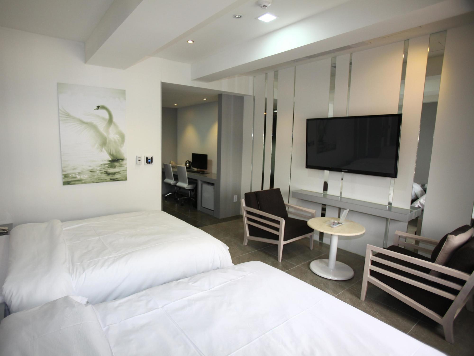 Suwon Reve Hotel Экстерьер фото