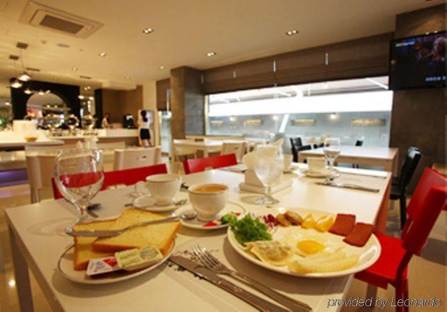 Suwon Reve Hotel Ресторан фото